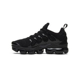 nike_air_vapormax_plus_triple_black_2018_3