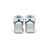 Nike-Dunk-High-‘FLS’-W-(2022)-4