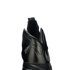 Nike-LeBron-X-Carbon-2012-7