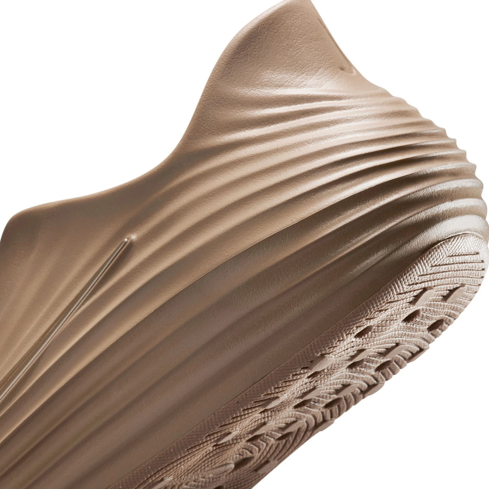 nike_reactx_rejuven8_khaki_2025_7