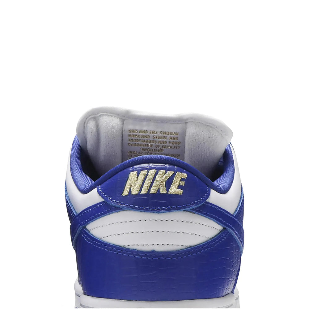 nike_sb_dunk_low_supreme_stars_hyper_royal_2021_6