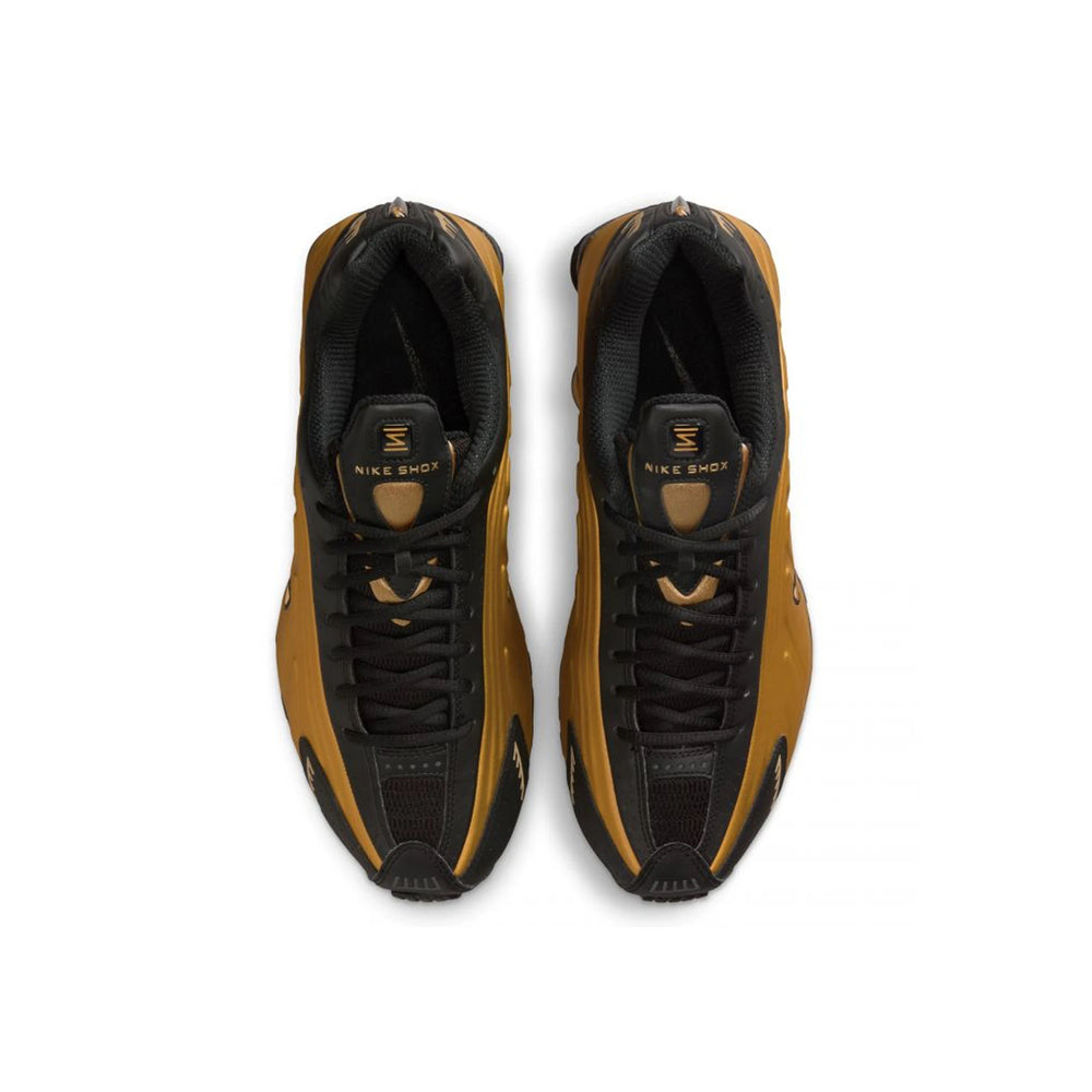 nike_shox_r4_metallic_gold_black_2025_4