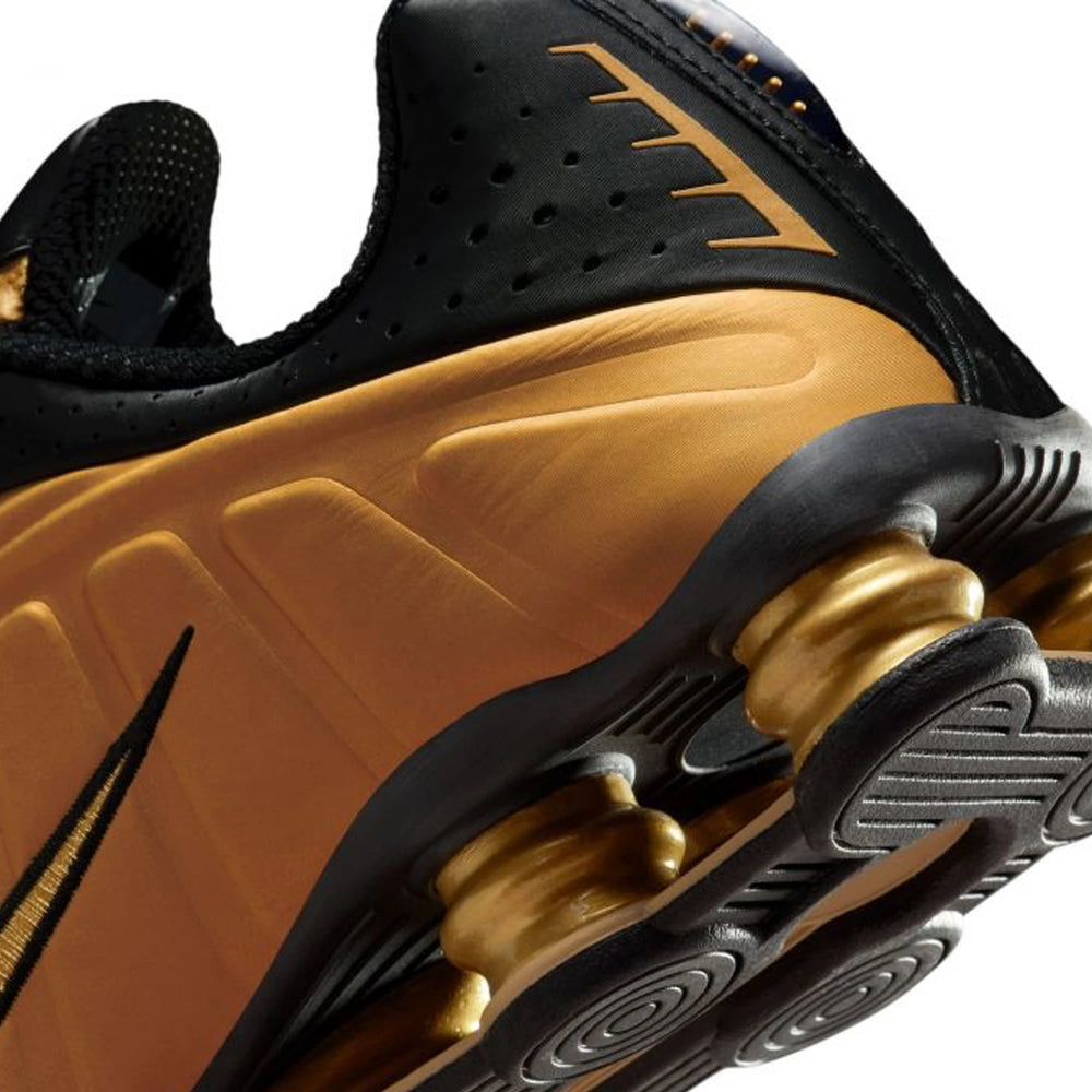 nike_shox_r4_metallic_gold_black_2025_8