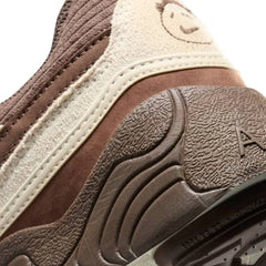 nike_zoom_field_jaxx_x_travis_scott_leche_blue_2025_8